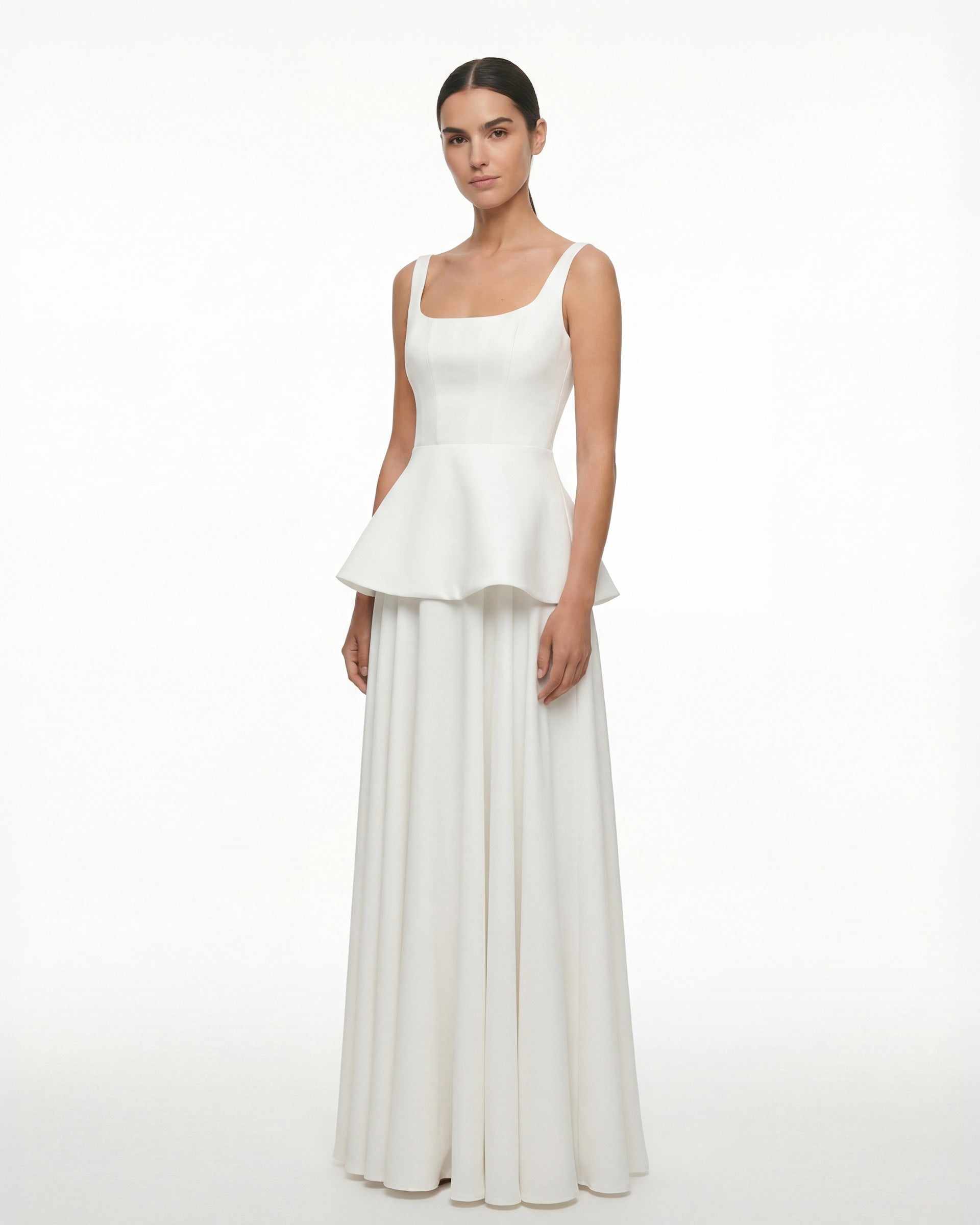 Vestido de novia con peplum desmontable