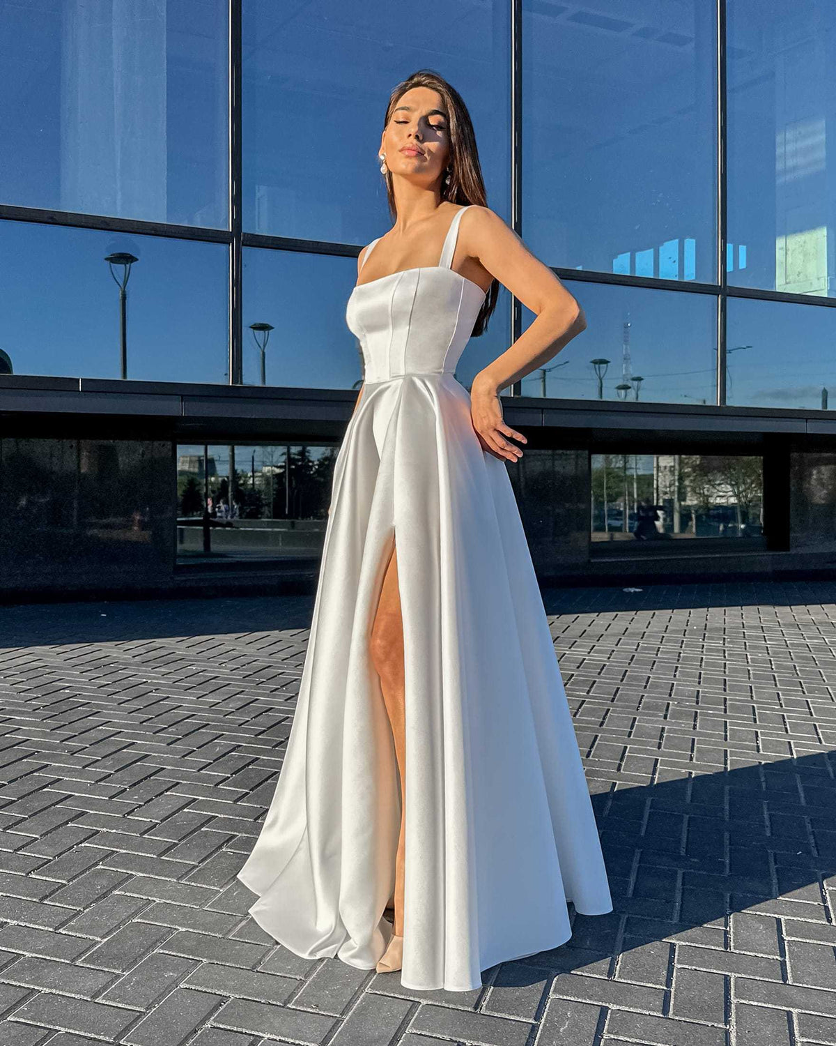 Rochie de mireasă DESIRE, design contemporan și siluetă fluidă